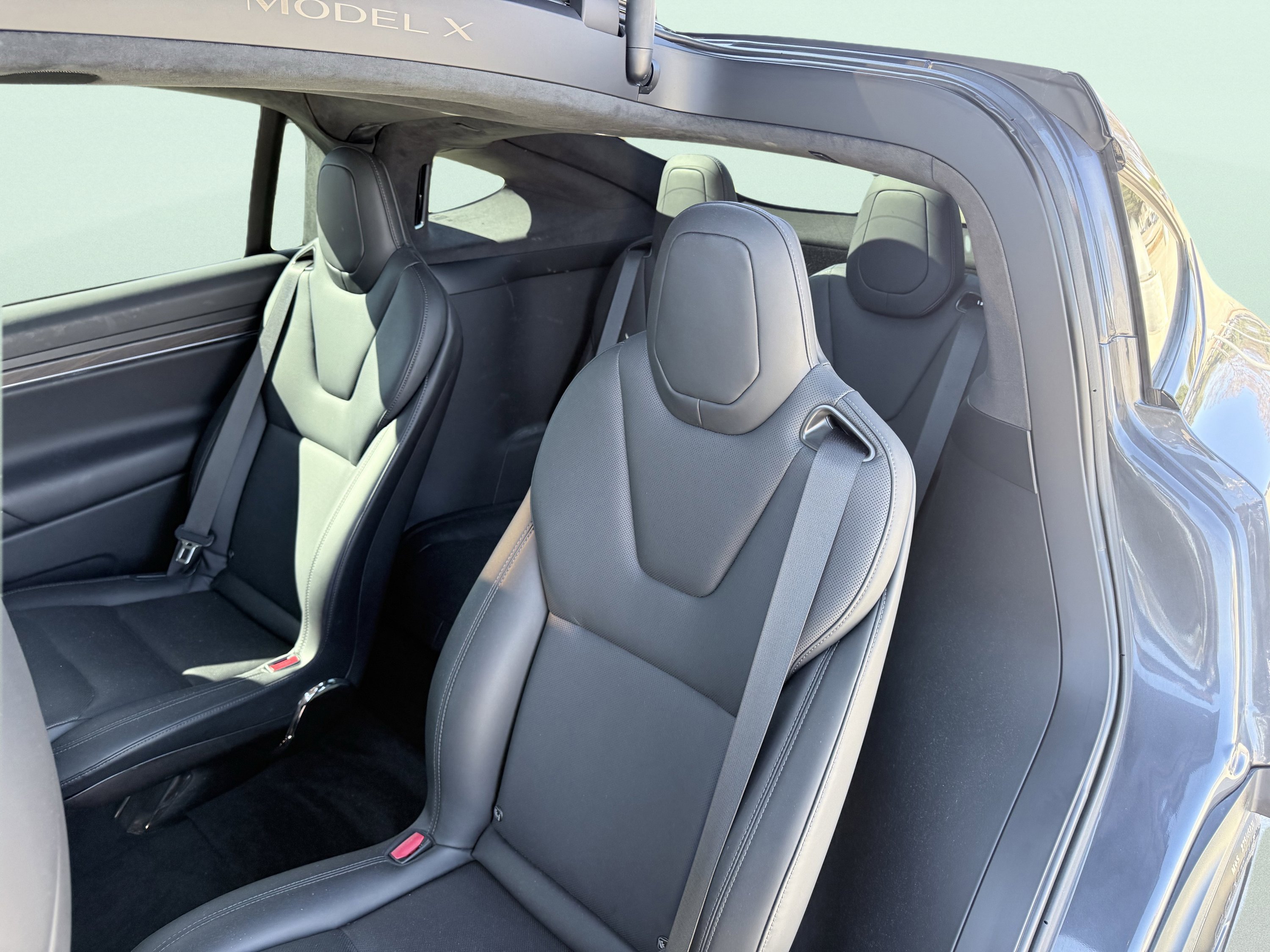 Used 2023 Tesla Model X image 30