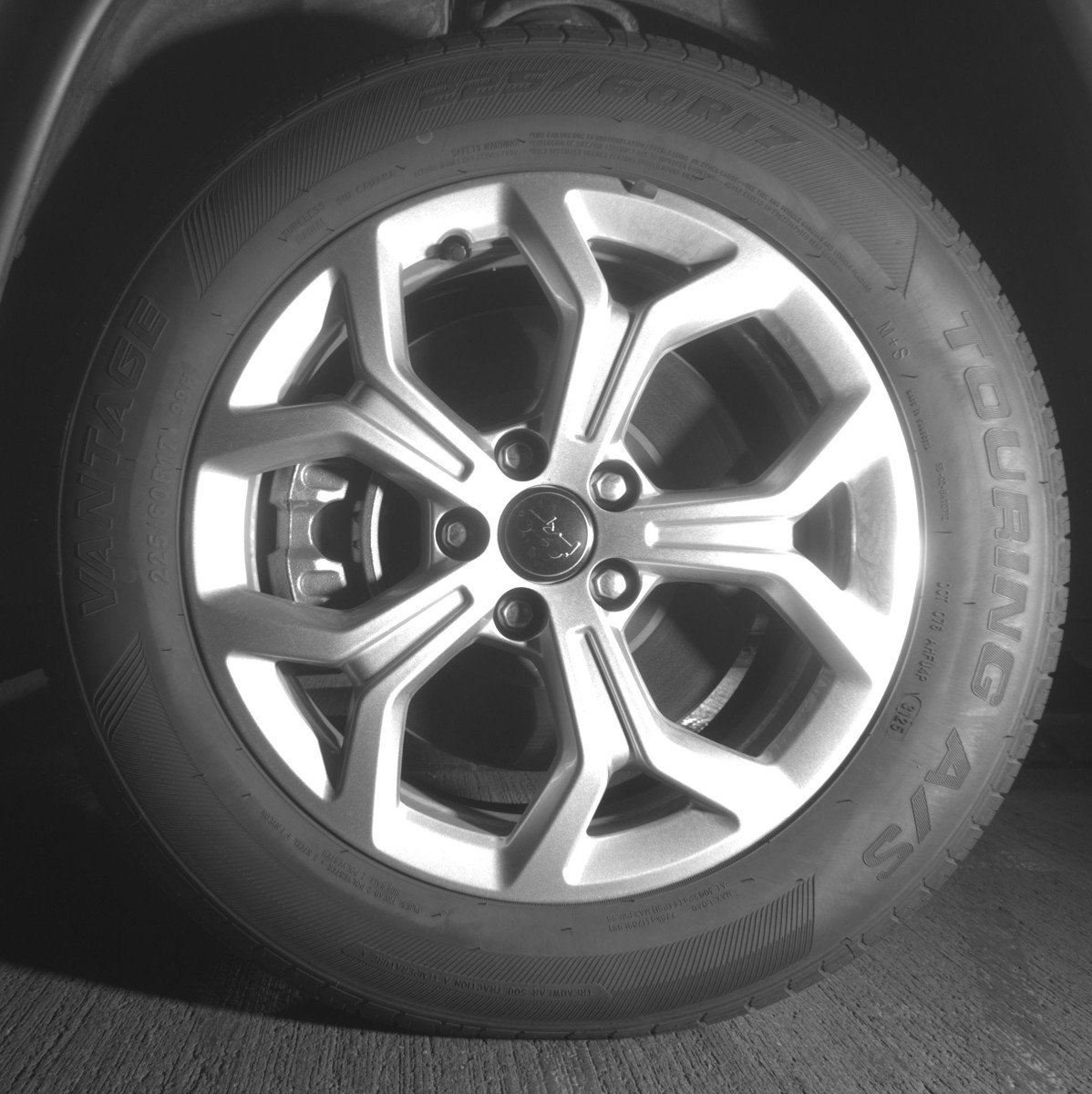 Used 2025 Jeep Compass Latitude image 12