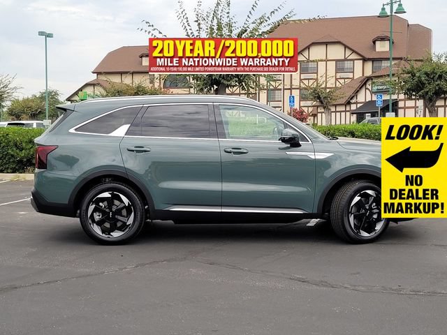 New 2026 Kia Sorento EX w/ EX Premium Package FWD image 3