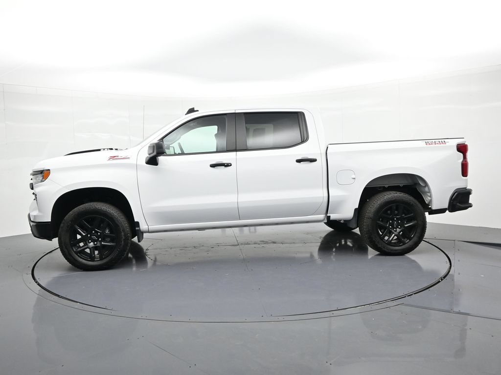 Used 2025 Chevrolet Silverado 1500 LT Trail Boss AWD/4WD image 9