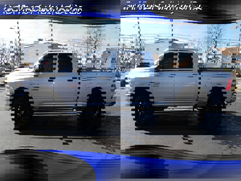 Used 2018 RAM 2500 Tradesman w/ Chrome Appearance Group image 8