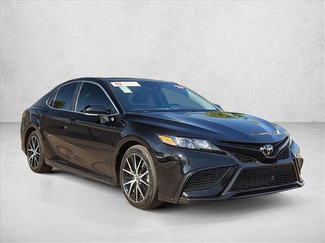 Certified 2023 Toyota Camry SE w/ Blackout Package (TMS) AWD/4WD image 3