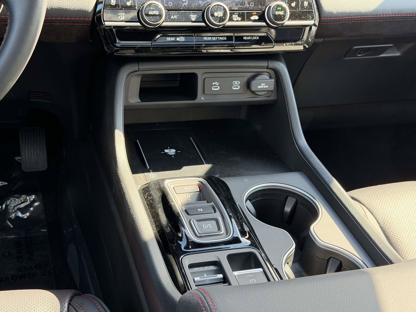 New 2026 Honda Pilot Black Edition image 15