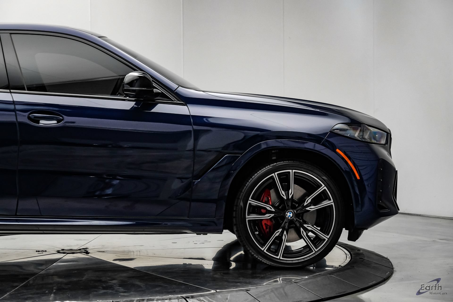 Used 2025 BMW X6 M60i w/ M Sport Professional Package AWD/4WD image 23
