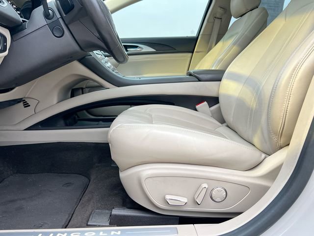 Used 2020 Lincoln MKZ Reserve w/ Elements Package image 16