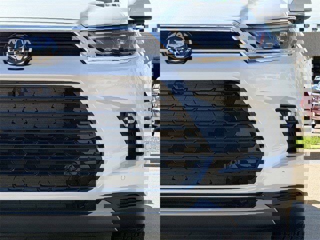 New 2026 Toyota Grand Highlander Platinum image 9