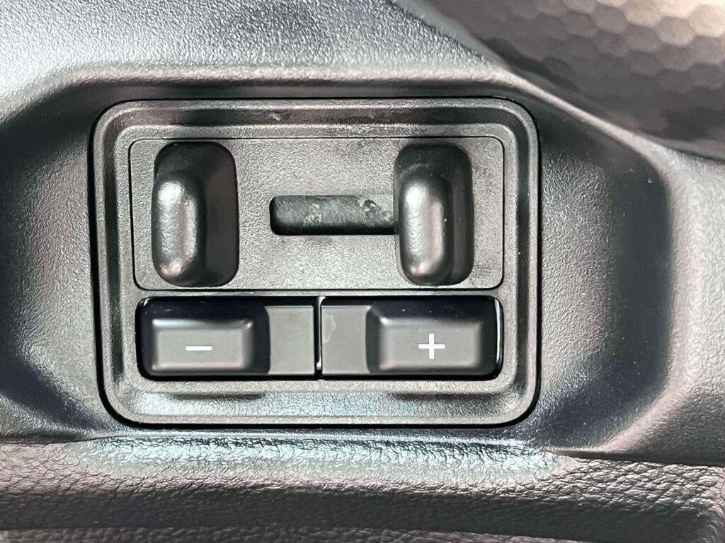 Certified 2025 Ford Ranger Raptor AWD/4WD image 37
