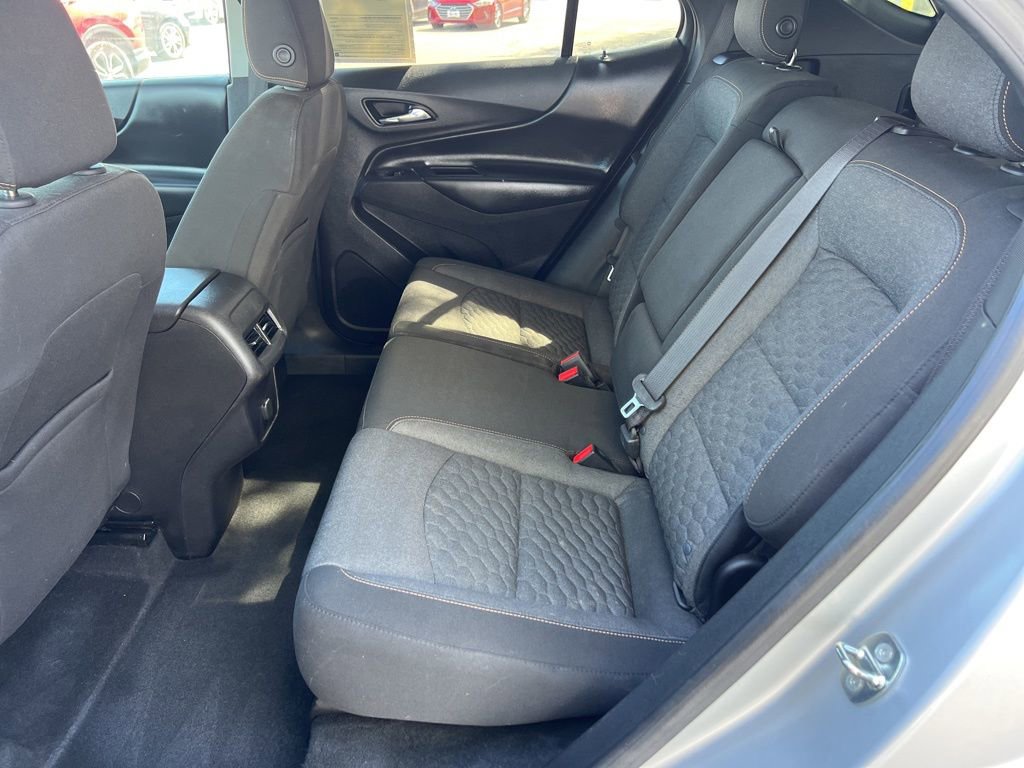 Used 2018 Chevrolet Equinox LT image 18
