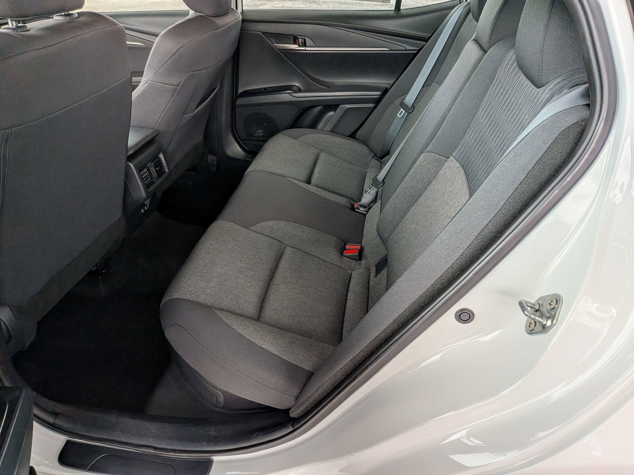 Certified 2025 Toyota Camry LE FWD image 27