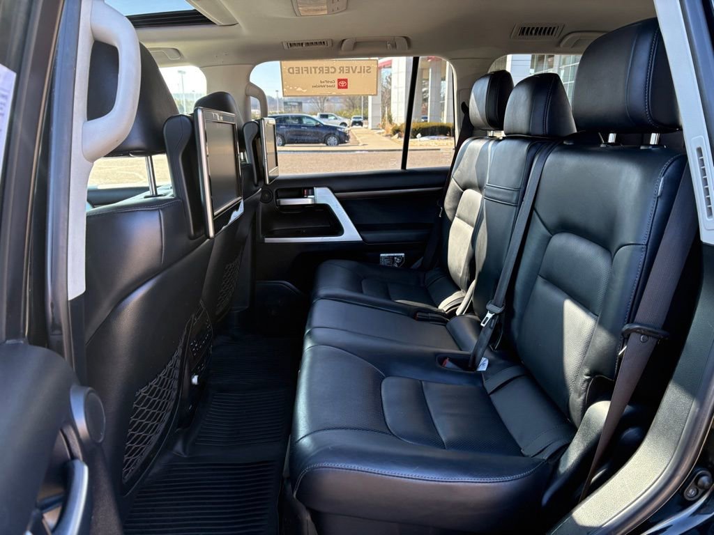 Certified 2016 Toyota Land Cruiser AWD/4WD image 14