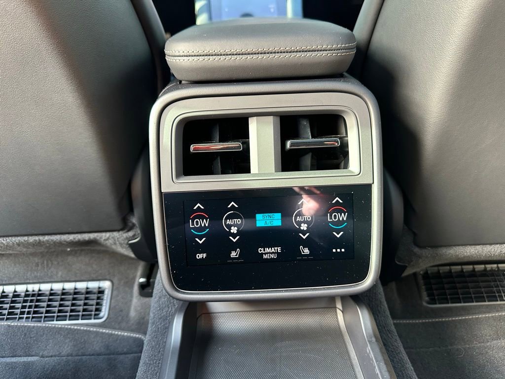 Certified 2025 Porsche Taycan Turbo S image 40