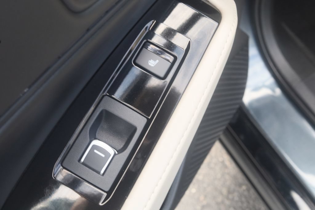 Used 2023 Honda Accord Touring image 31