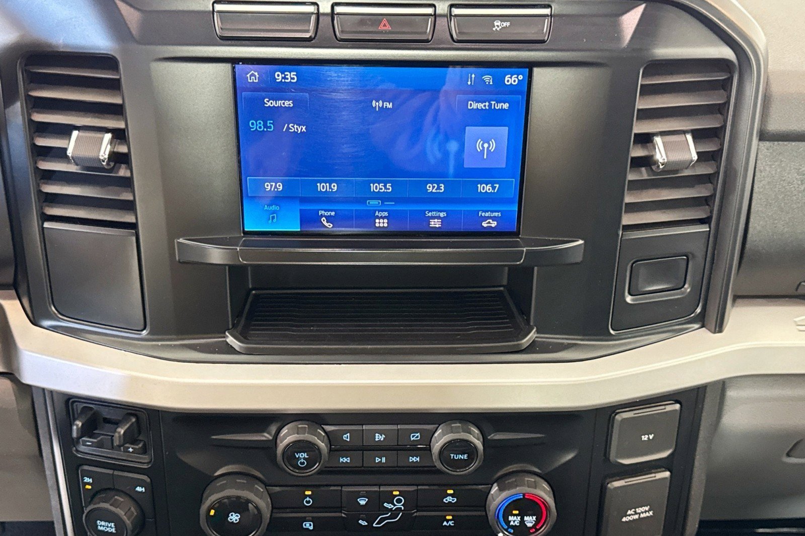 Used 2024 Ford F250 XLT image 15