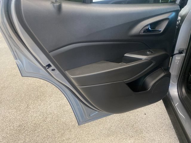 New 2026 Chevrolet Trax LT w/ LT Convenience Package FWD image 28