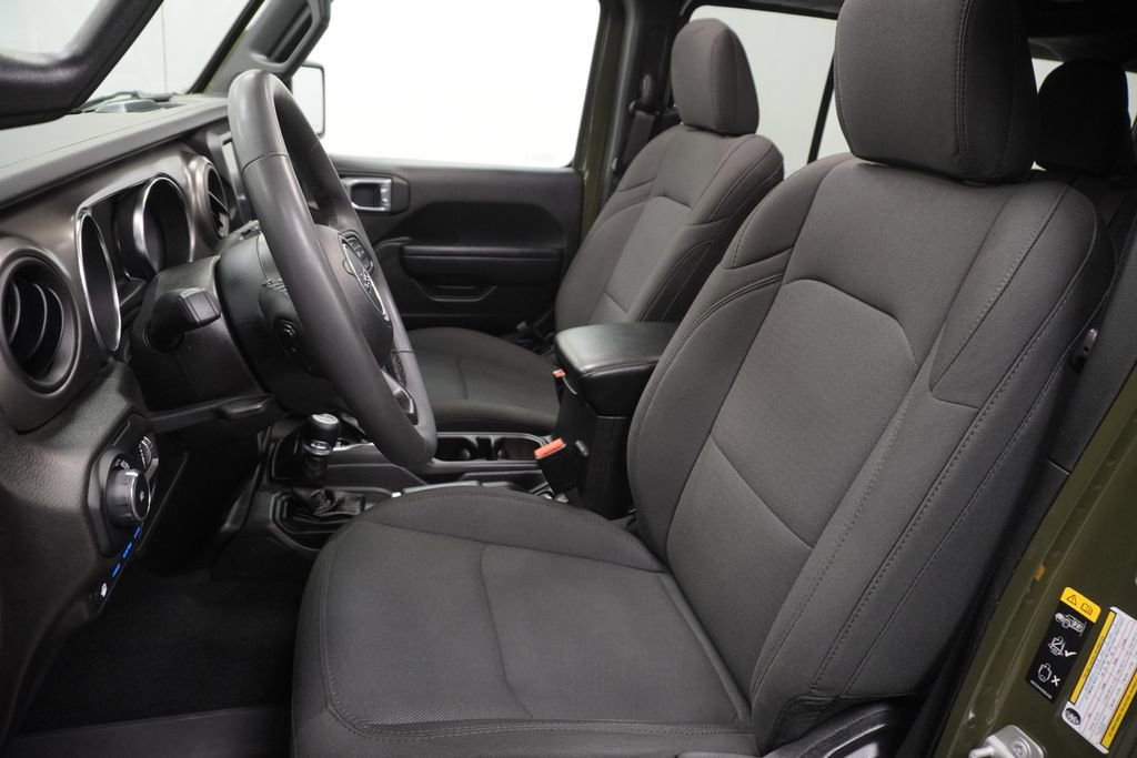 Certified 2023 Jeep Wrangler Unlimited w/ Sun & Screen Package image 18