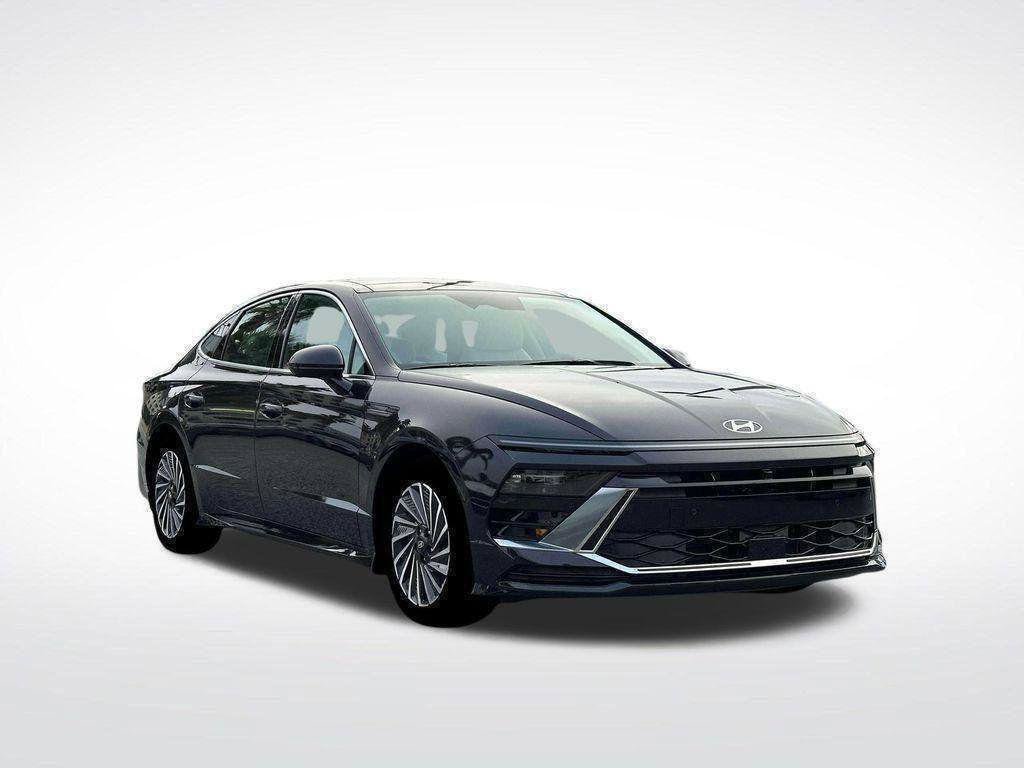 New 2026 Hyundai Sonata Limited FWD image 11