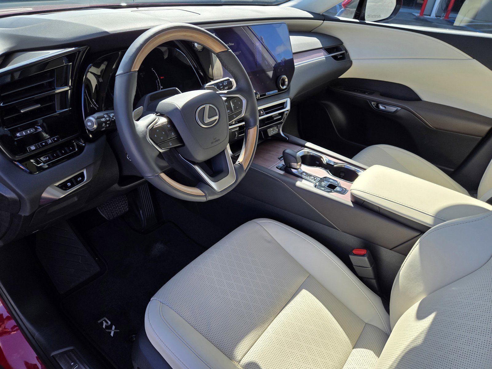 Used 2024 Lexus RX 350 Premium Plus w/ Convenience Package image 10