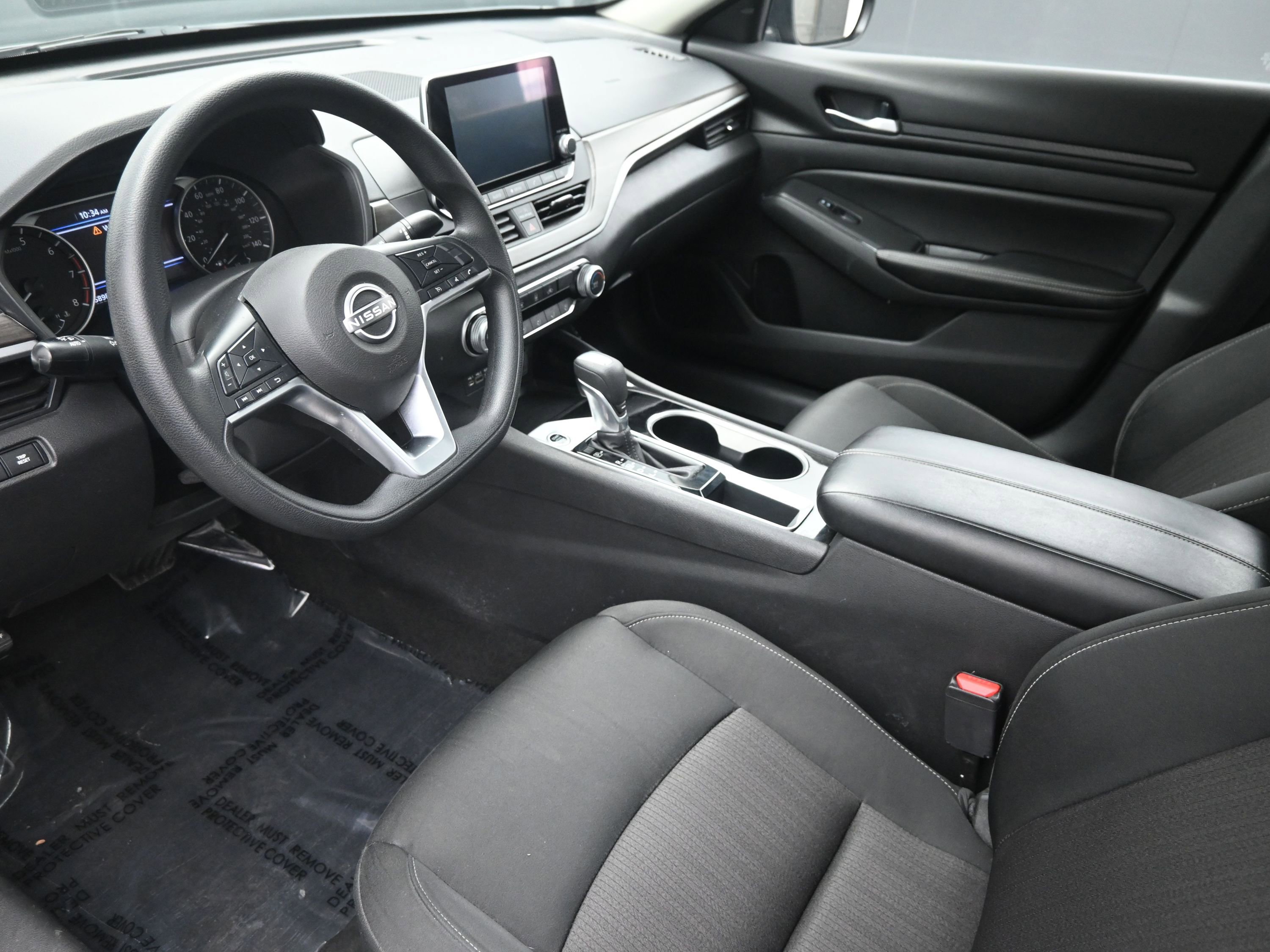 Used 2024 Nissan Altima 2.5 SV image 12