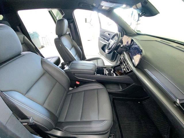 Used 2024 Chevrolet Traverse LT w/ LPO, Floor Liner Package AWD/4WD image 38