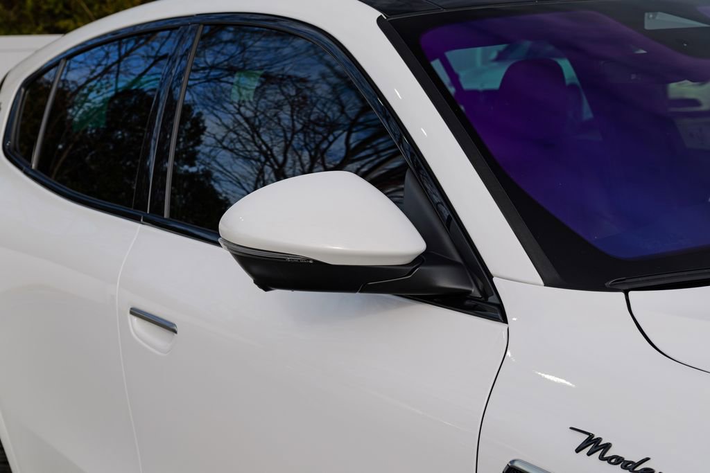 Certified 2023 Maserati Grecale Modena image 10