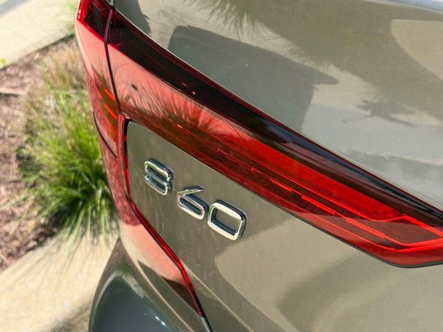 Used 2019 Volvo S60 T6 Momentum w/ Multimedia Package AWD/4WD image 14