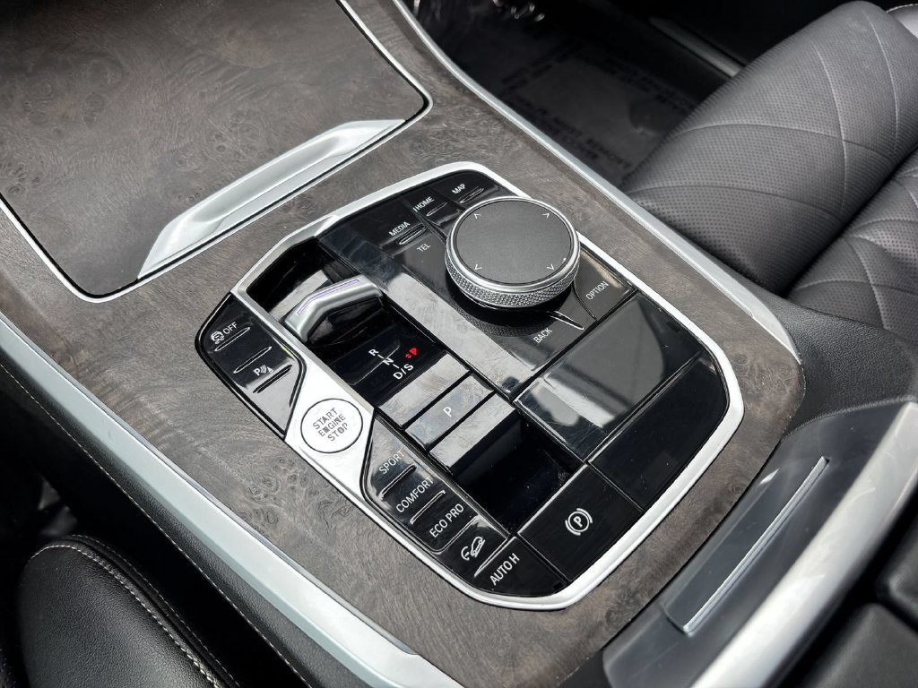 Used 2024 BMW X5 xDrive40i AWD/4WD image 19