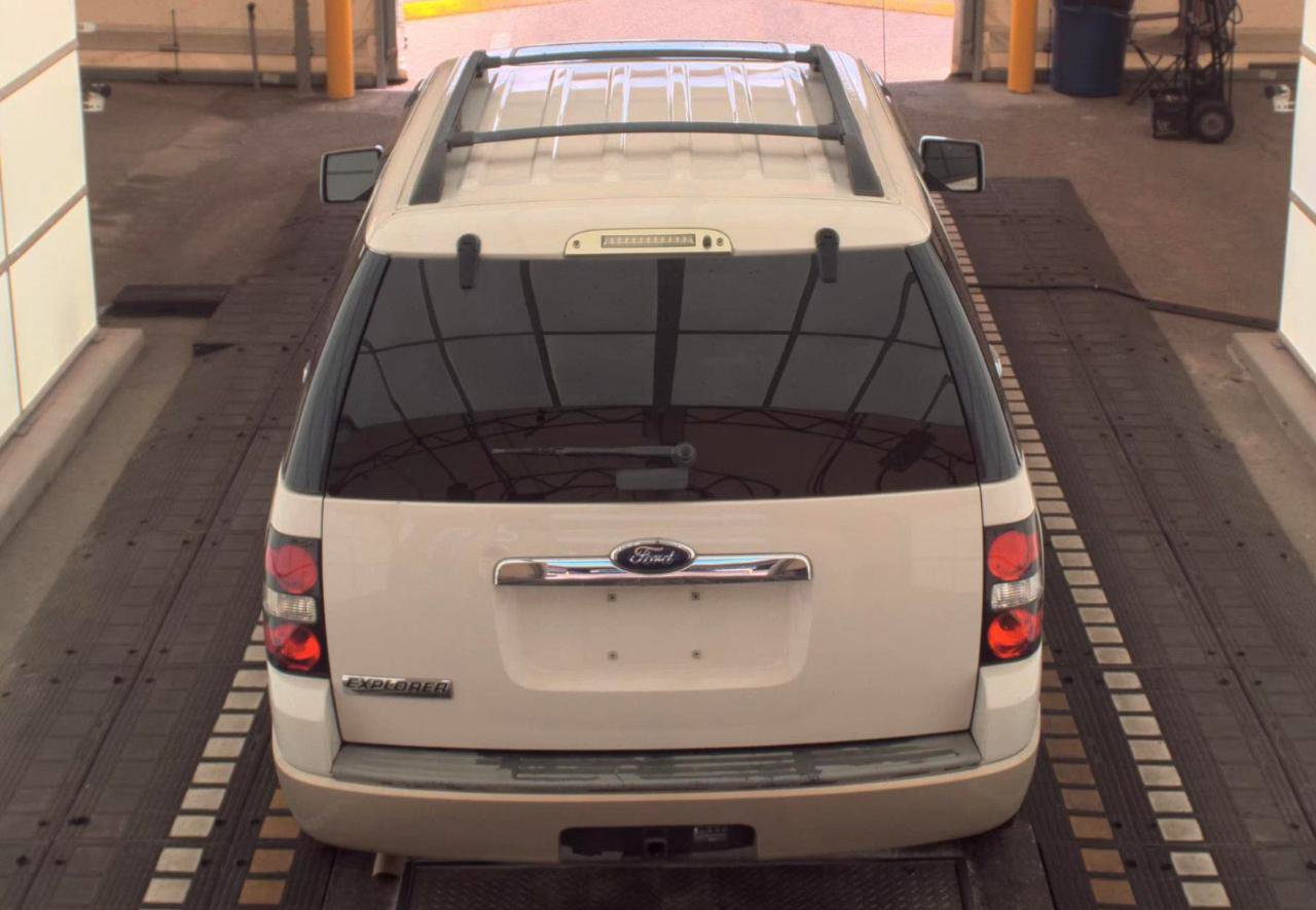 Used 2010 Ford Explorer Eddie Bauer RWD image 6