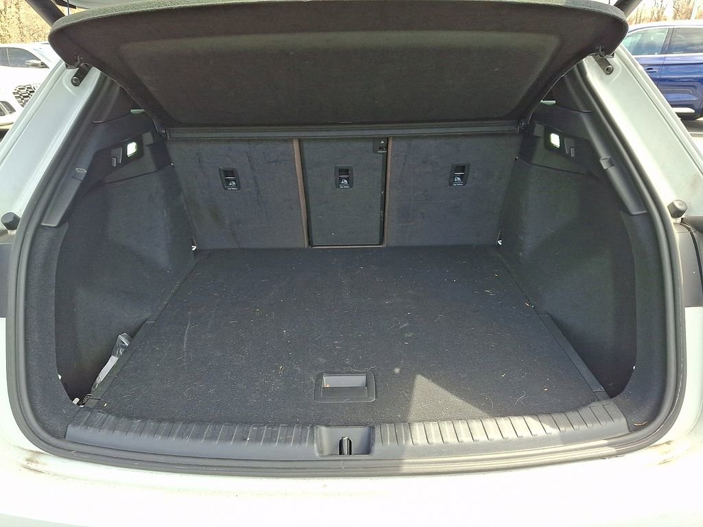 Used 2023 Audi Q4 e-tron Premium Plus w/ Premium Plus image 28