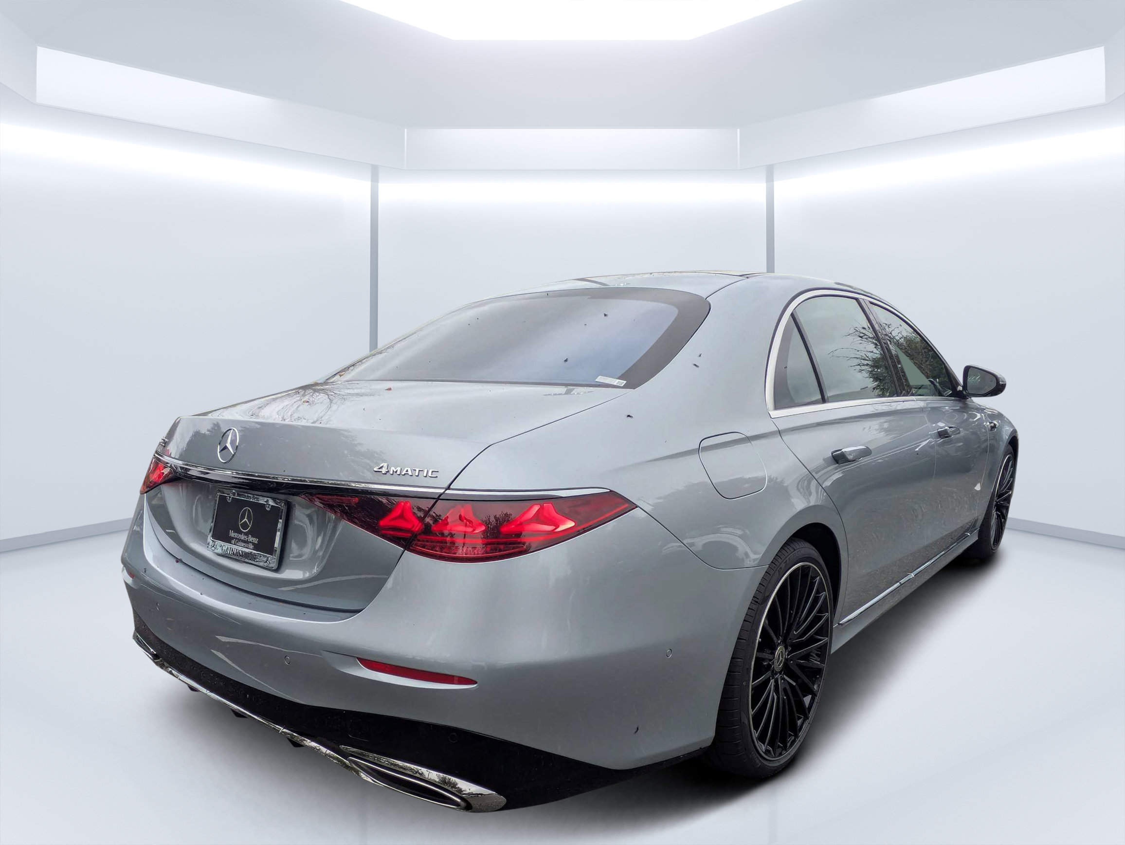 New 2027 Mercedes-Benz S 580 4MATIC Sedan image 3