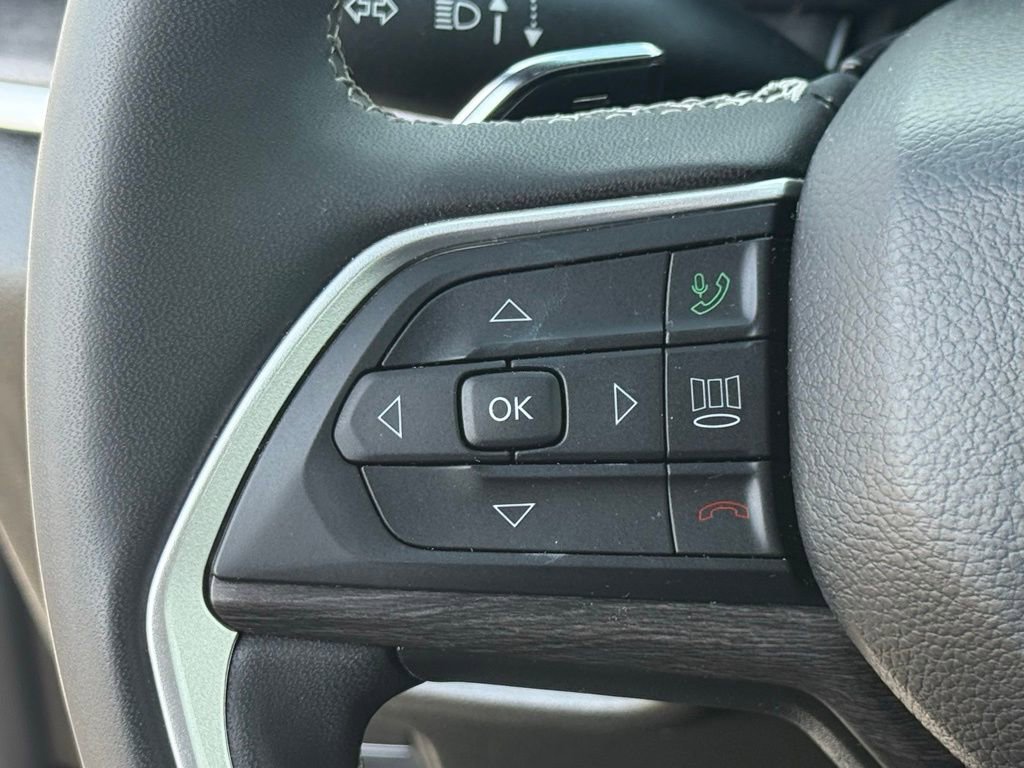 Certified 2024 Jeep Grand Cherokee Limited image 25