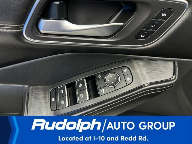 Used 2021 Nissan Rogue SL w/ Premium Package image 12