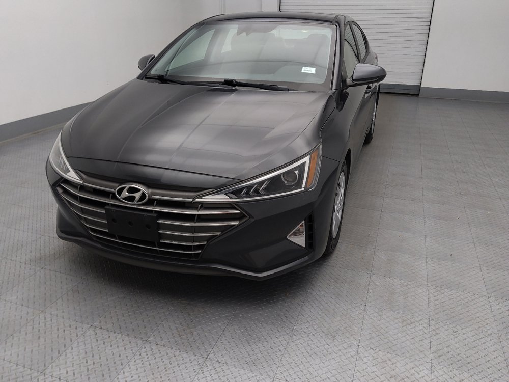 Used 2020 Hyundai Elantra SE FWD image 15