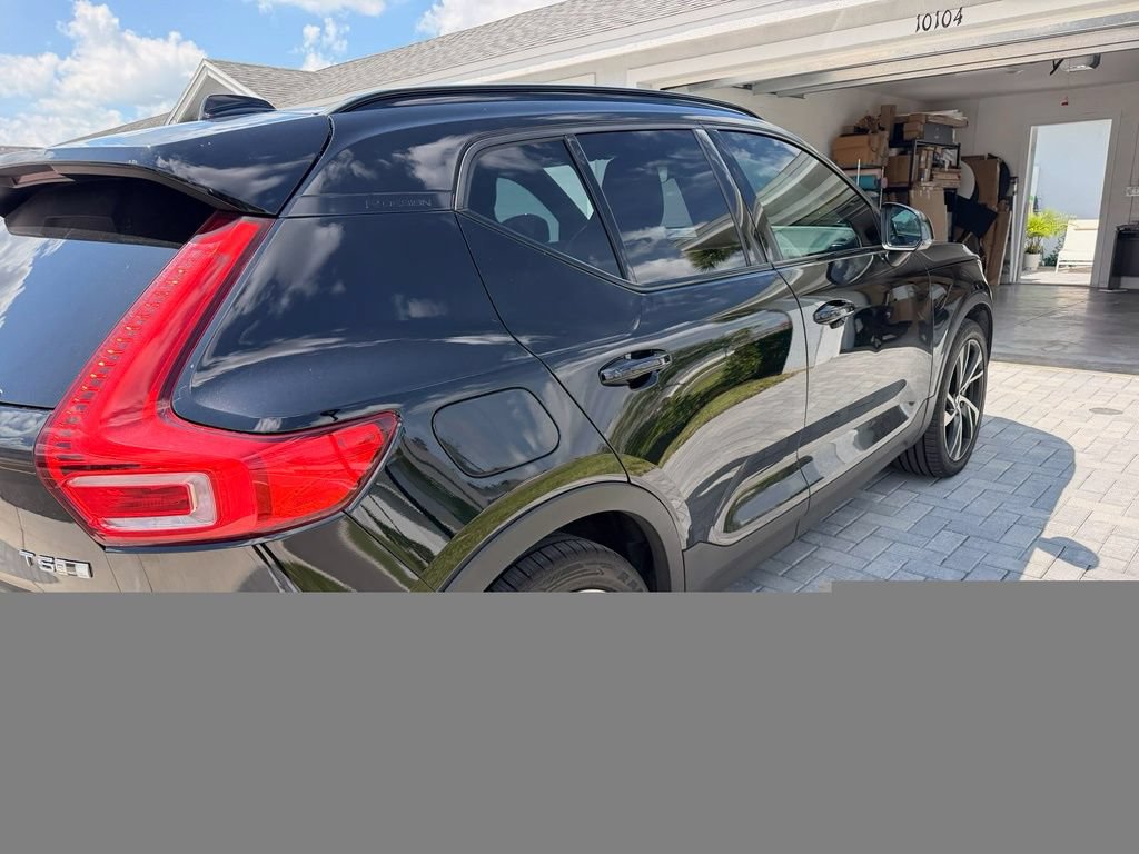 Used 2019 Volvo XC40 T5 R-Design AWD/4WD image 7