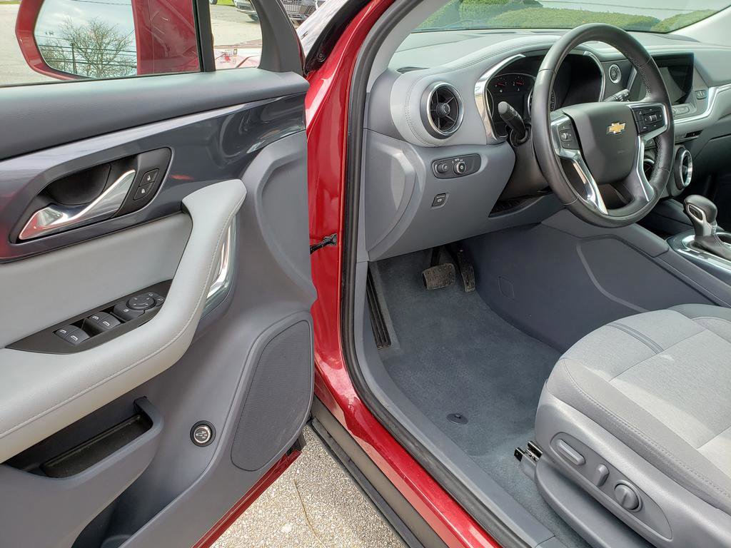 Used 2019 Chevrolet Blazer LT image 8