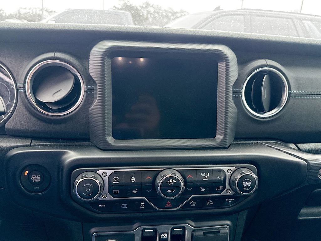 Used 2022 Jeep Wrangler Unlimited Rubicon 4xe w/ Steel Bumper Group image 13