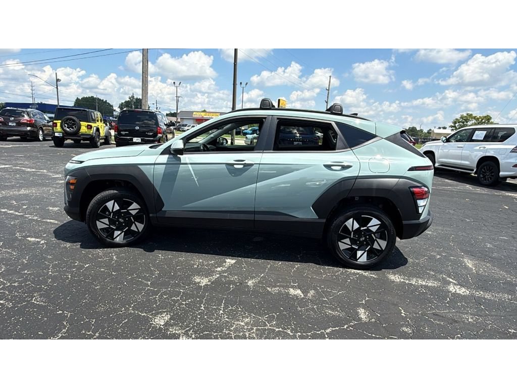 Used 2024 Hyundai Kona SEL AWD/4WD image 4