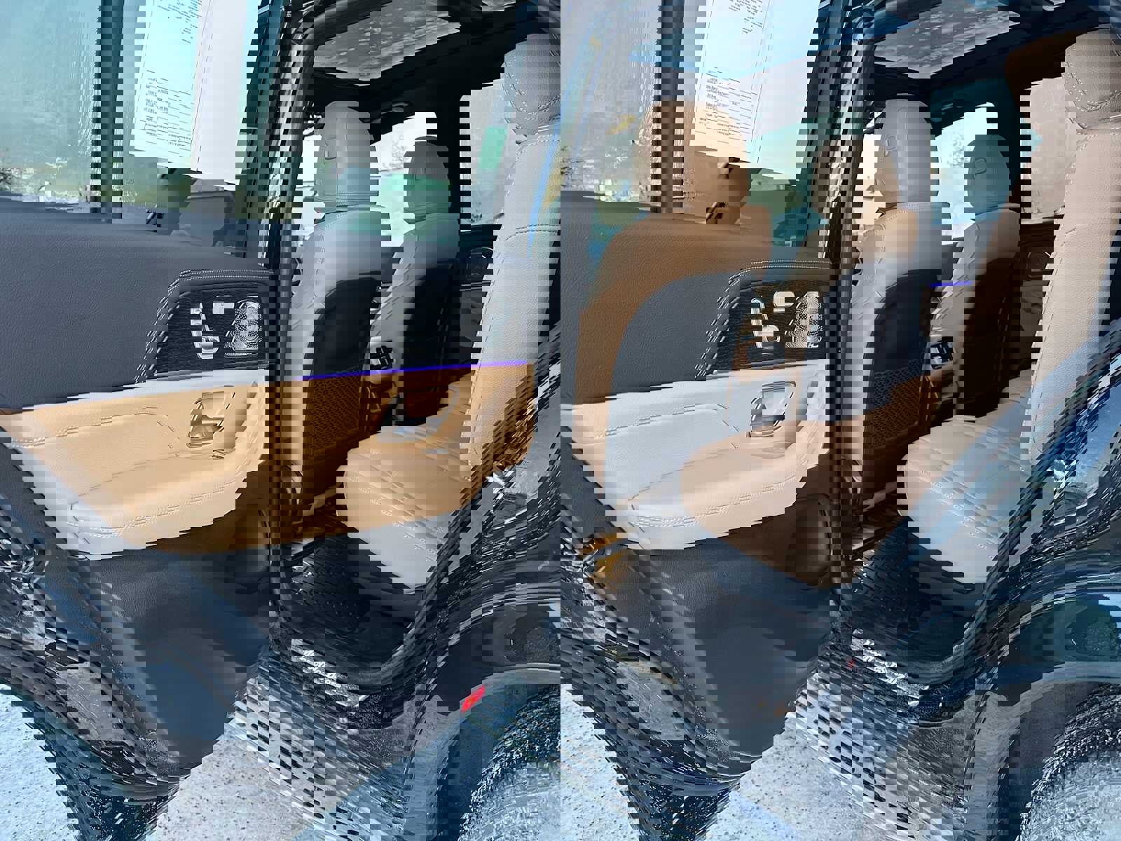 Used 2024 Mercedes-Benz GLE 450 4MATIC image 17