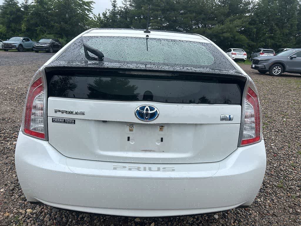 Used 2013 Toyota Prius Four w/ Deluxe Solar Roof Pkg FWD image 5