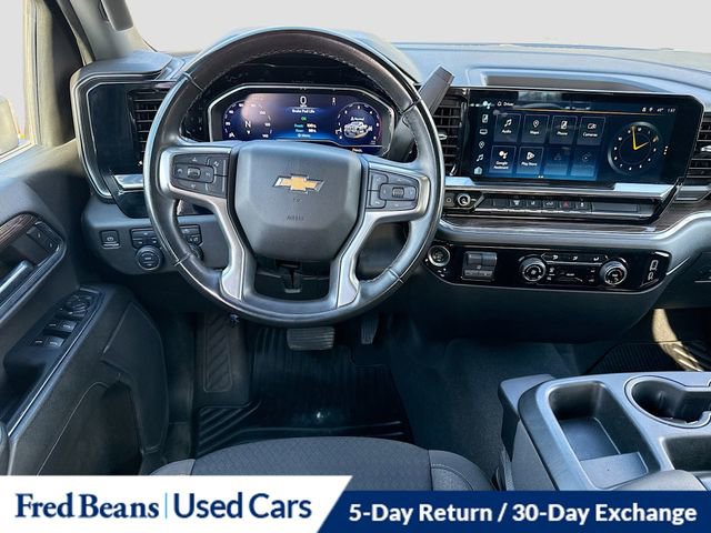 Used 2024 Chevrolet Silverado 3500 LT image 23