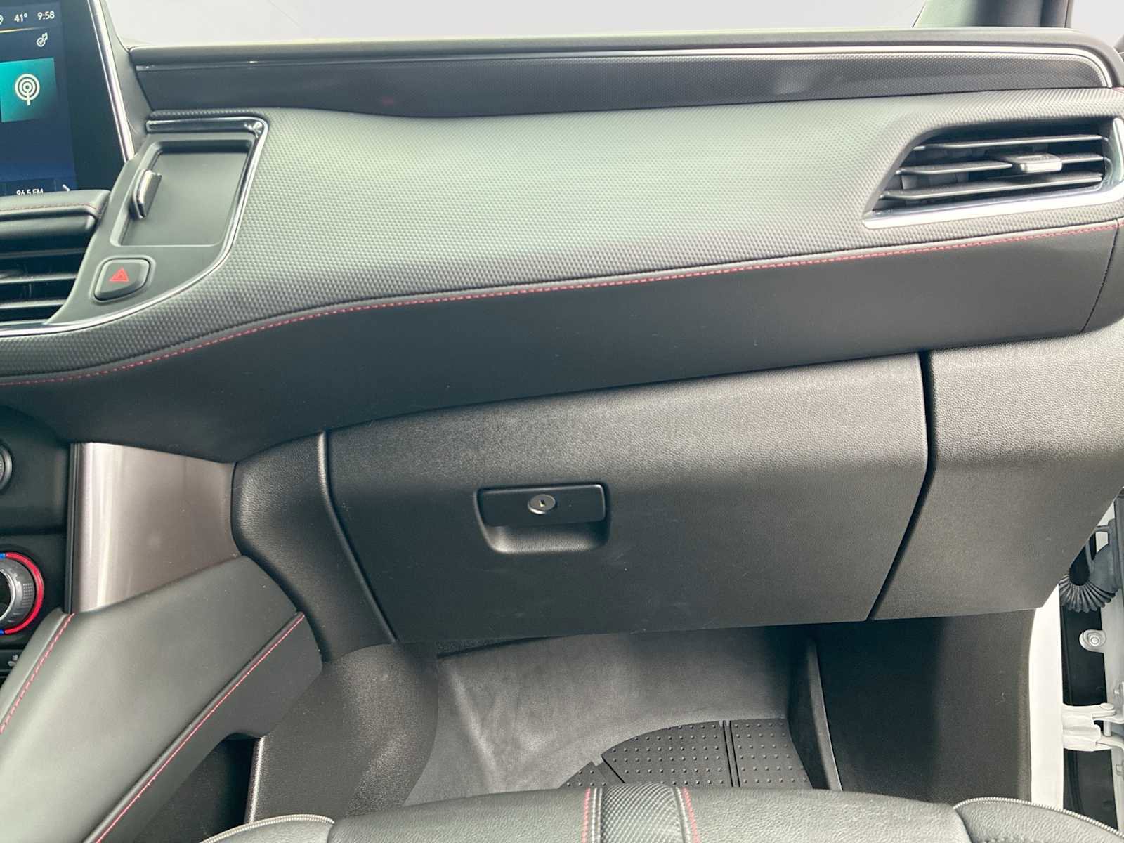 Certified 2023 Chevrolet Suburban RST image 30