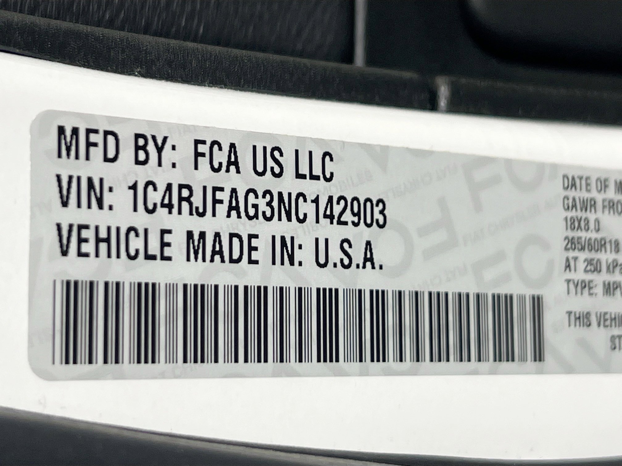 Used 2022 Jeep Grand Cherokee Laredo E image 30