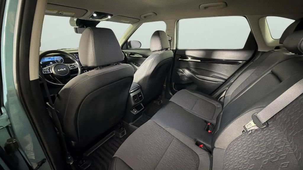Used 2024 Kia Seltos S FWD image 27