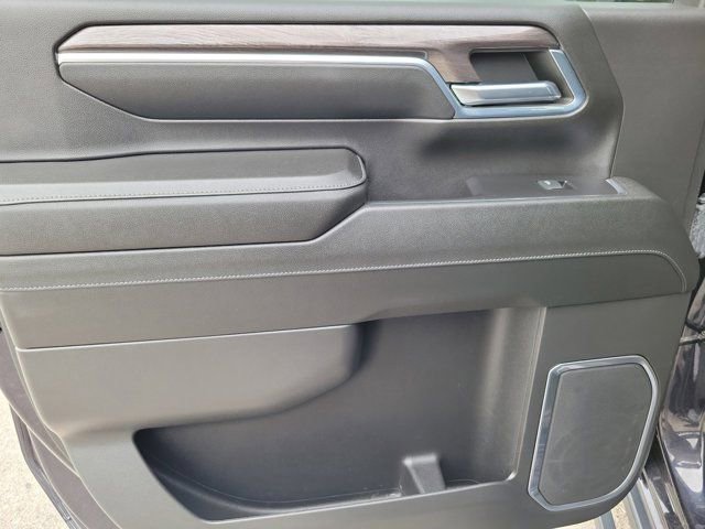 Used 2024 Chevrolet Silverado 2500 LTZ image 18