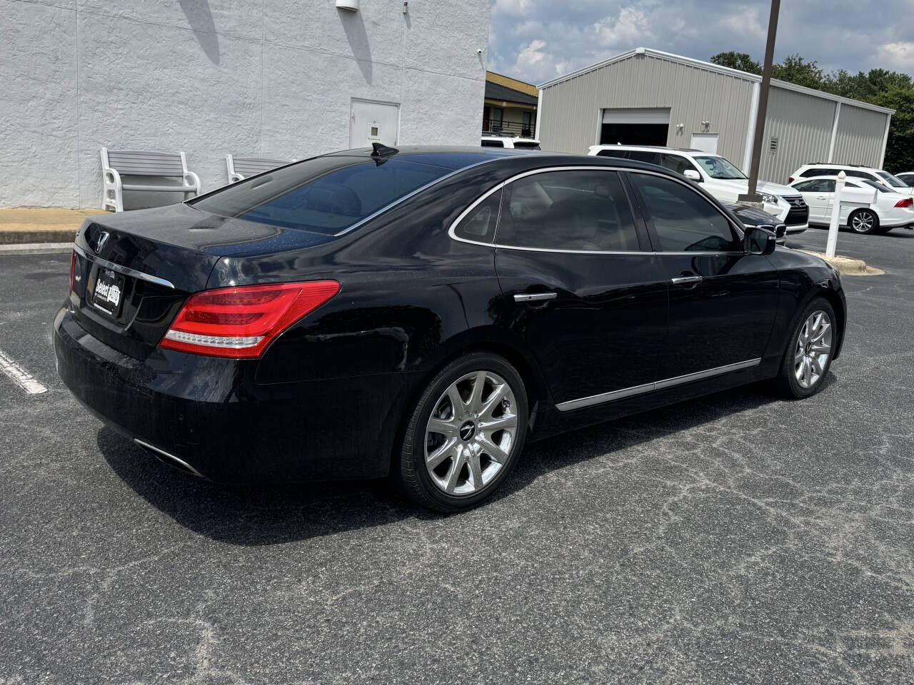 Used 2016 Hyundai Equus Signature RWD image 6