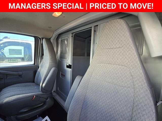 New 2025 Chevrolet Express 3500 w/ Power Convenience Package image 32