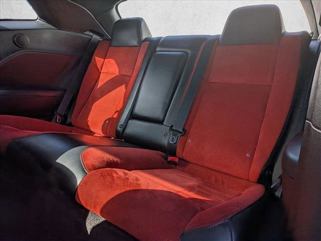 Used 2015 Dodge Challenger R/T Plus image 20