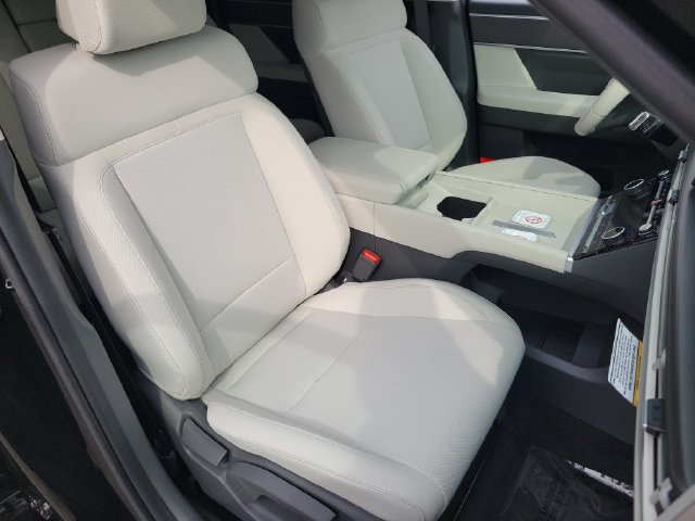 New 2026 Hyundai Santa Fe SE FWD image 21