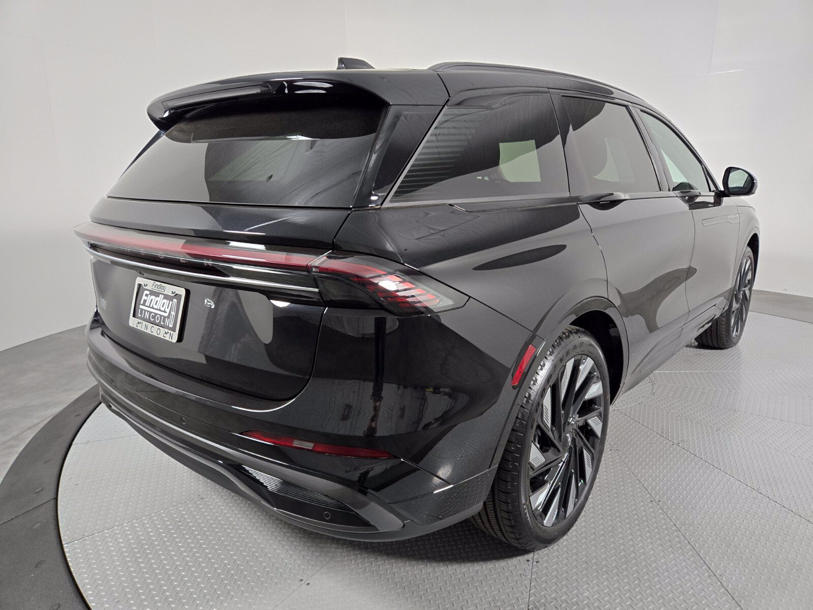 New 2026 Lincoln Nautilus Reserve AWD/4WD image 4