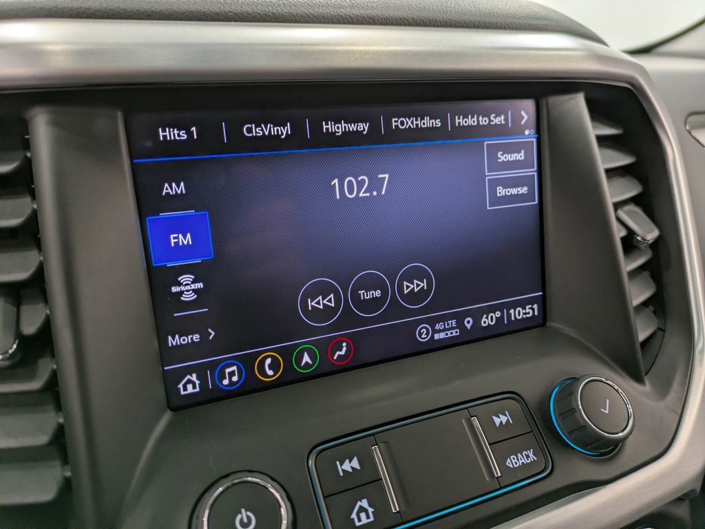 Used 2023 GMC Acadia SLT w/ Elevation Edition image 13