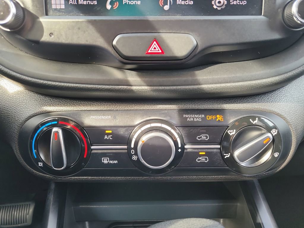 Used 2024 Kia Soul LX w/ Option Group 015 FWD image 19